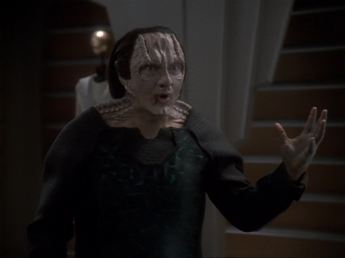 extant_StarTrek_DS9_6x19-InThePaleMoonlight_3479.jpg