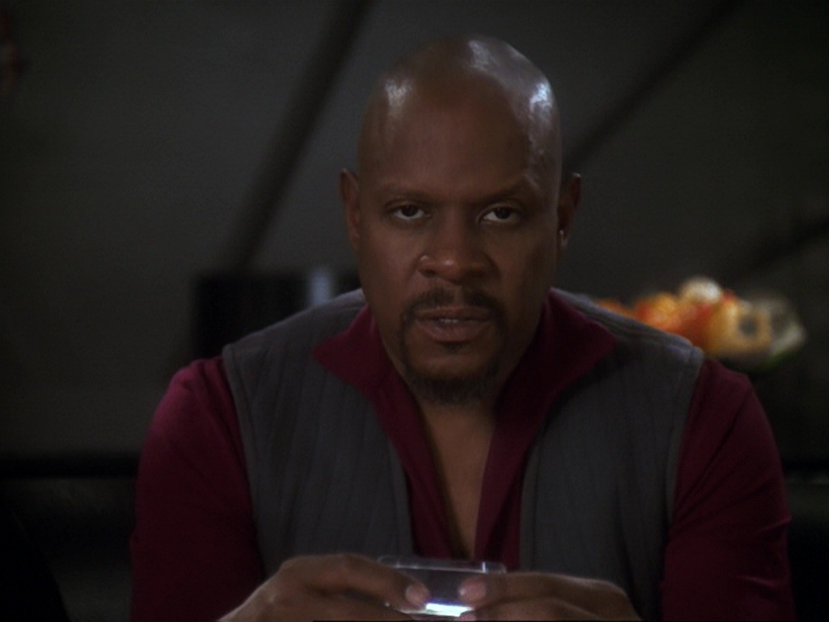 extant_StarTrek_DS9_6x19-InThePaleMoonlight_3610.jpg