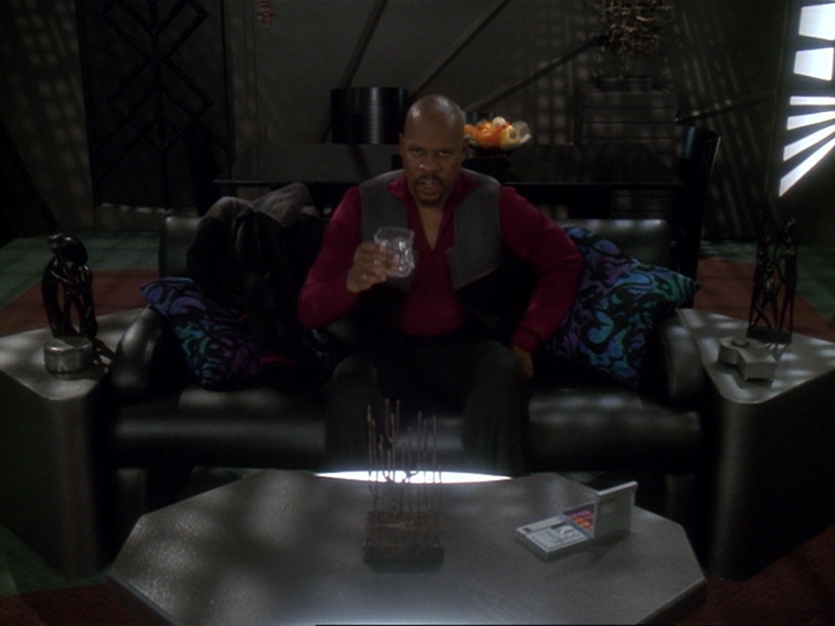 extant_StarTrek_DS9_6x19-InThePaleMoonlight_3612.jpg