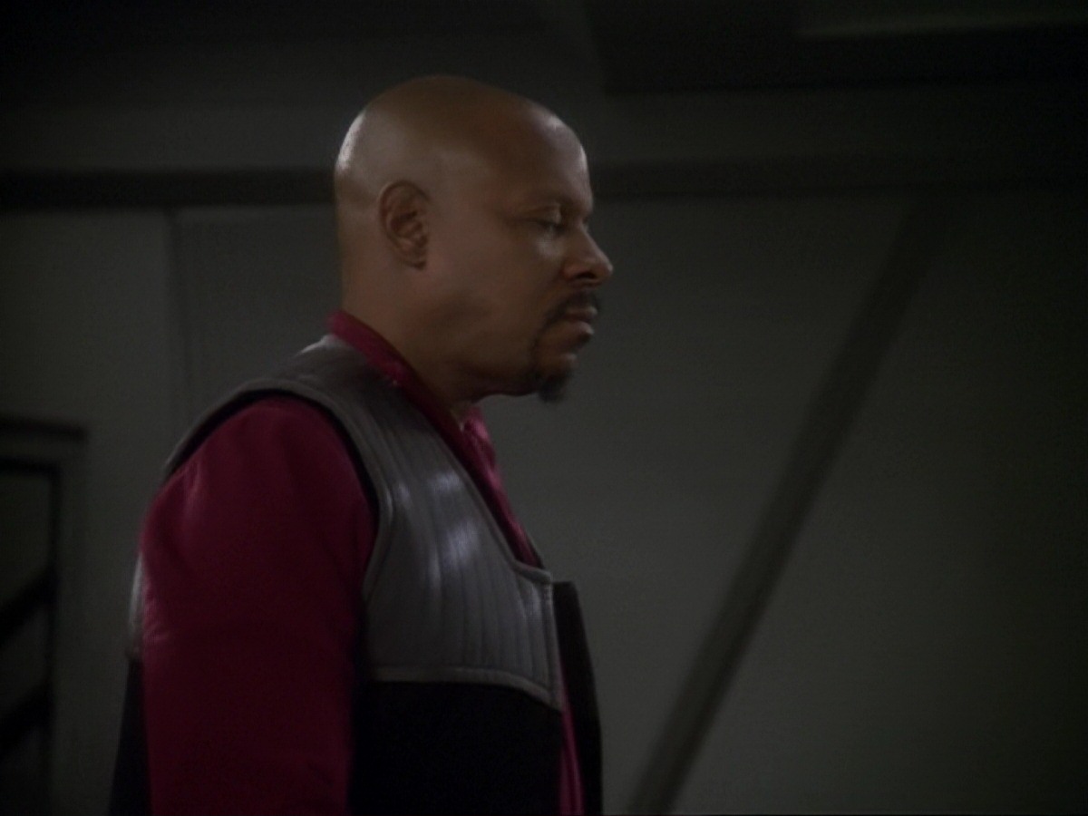 extant_StarTrek_DS9_6x19-InThePaleMoonlight_3659.jpg
