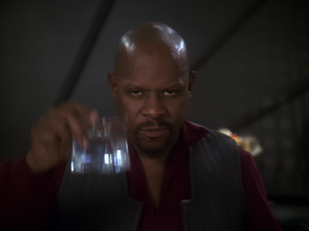 extant_StarTrek_DS9_6x19-InThePaleMoonlight_3704.jpg