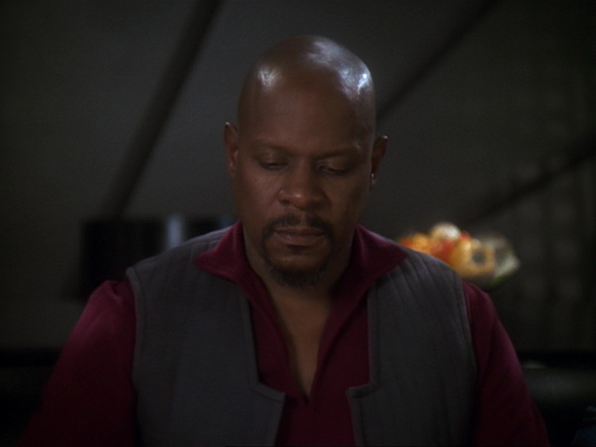 extant_StarTrek_DS9_6x19-InThePaleMoonlight_3712.jpg