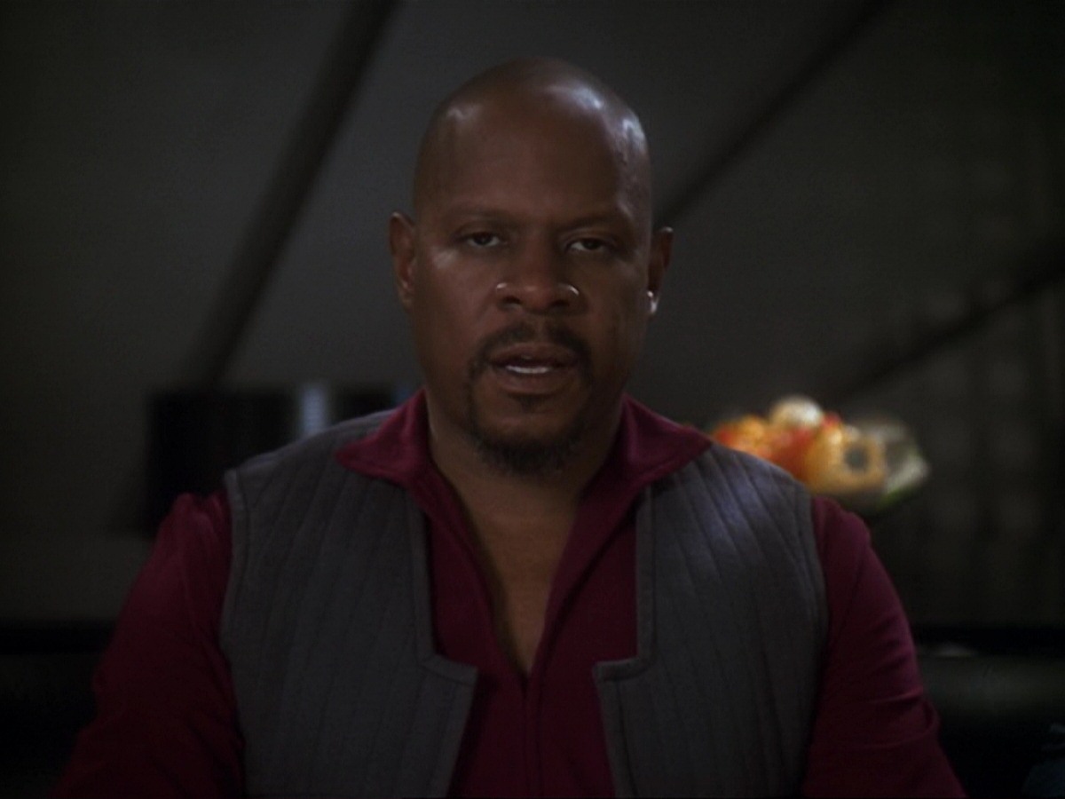 extant_StarTrek_DS9_6x19-InThePaleMoonlight_3717.jpg