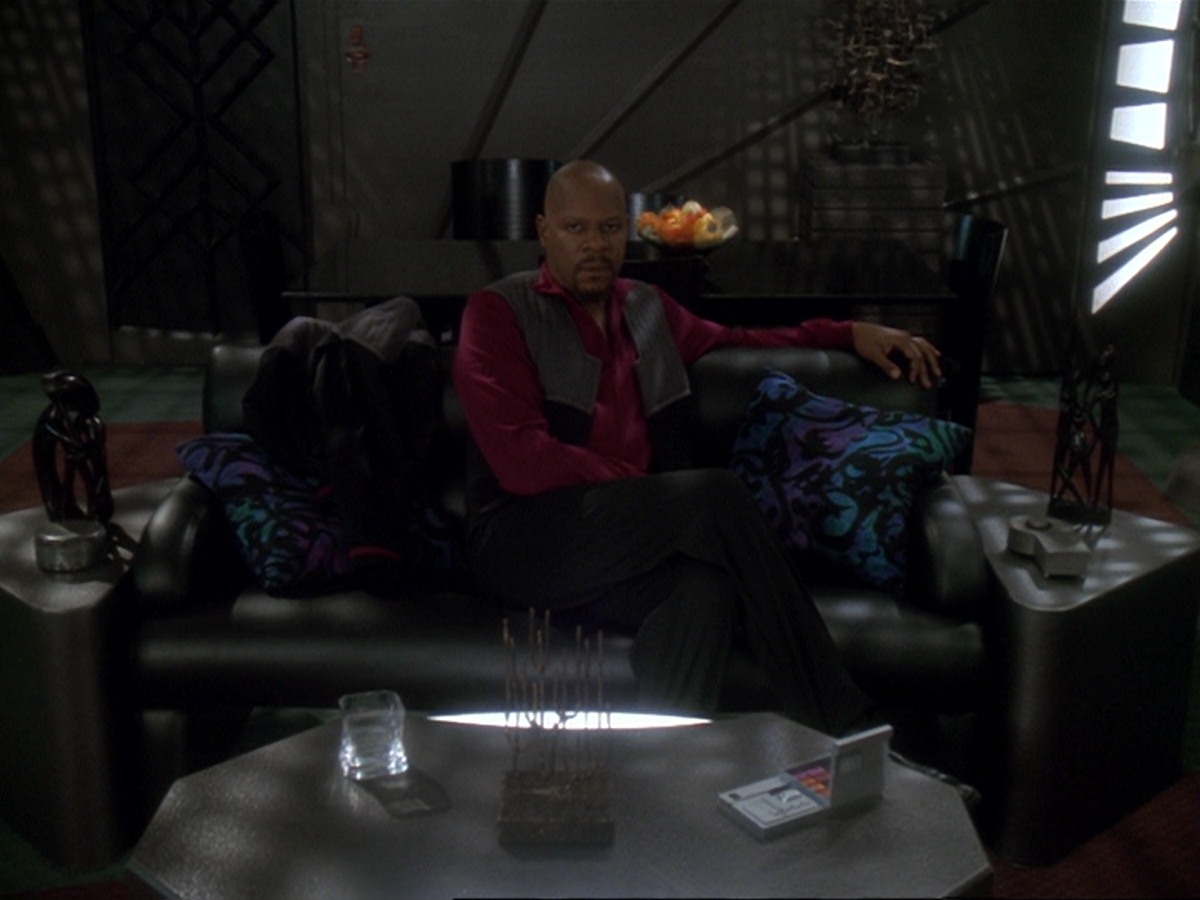 extant_StarTrek_DS9_6x19-InThePaleMoonlight_3743.jpg