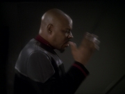 extant_StarTrek_DS9_6x19-InThePaleMoonlight_1040.jpg