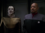 extant_StarTrek_DS9_6x19-InThePaleMoonlight_1826.jpg