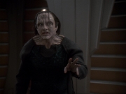 extant_StarTrek_DS9_6x19-InThePaleMoonlight_3466.jpg