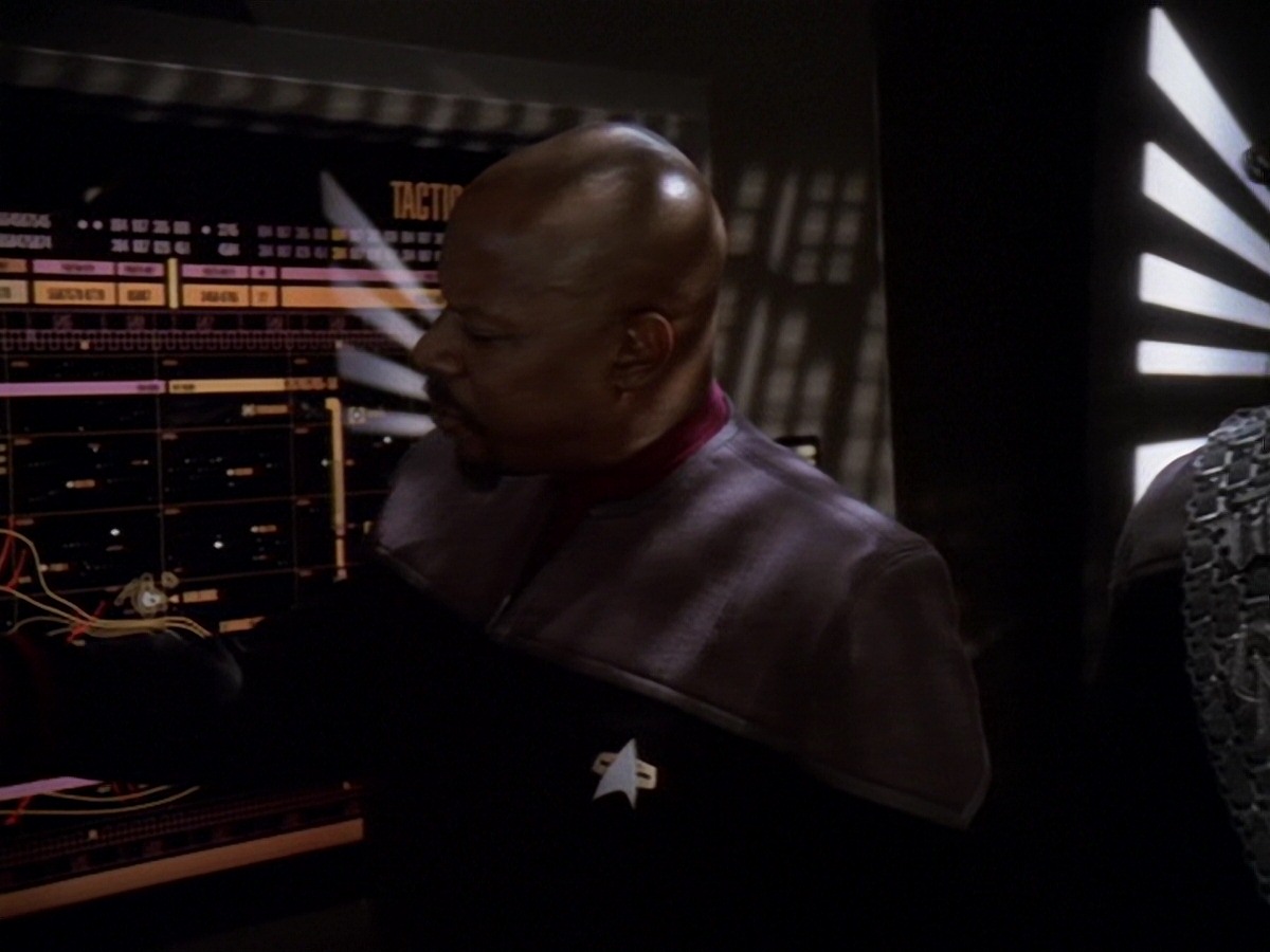 extant_StarTrek_DS9_6x21-TheReckoning_0016.jpg