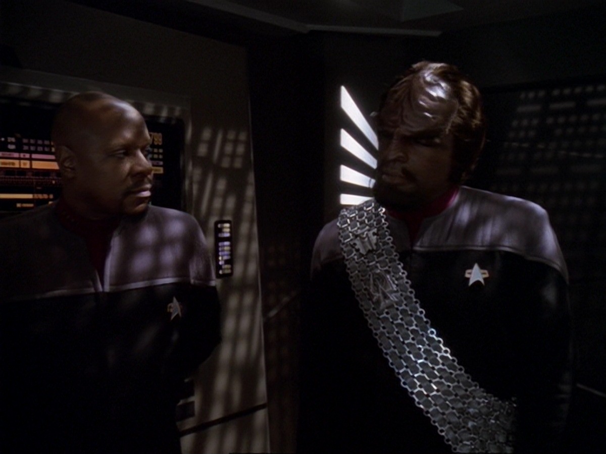 extant_StarTrek_DS9_6x21-TheReckoning_0023.jpg