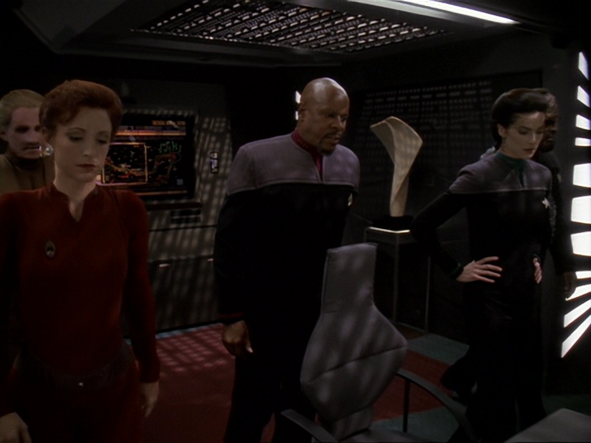 extant_StarTrek_DS9_6x21-TheReckoning_0034.jpg
