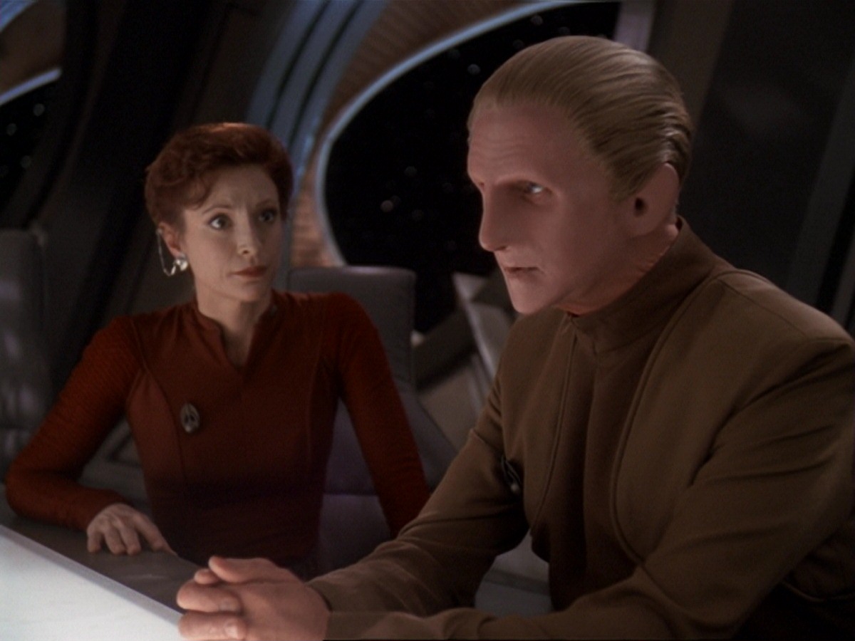 extant_StarTrek_DS9_6x21-TheReckoning_0070.jpg