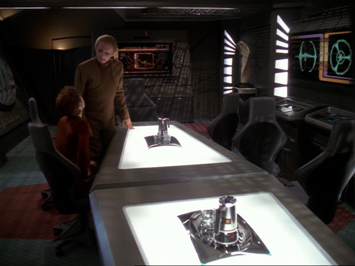 extant_StarTrek_DS9_6x21-TheReckoning_0120.jpg