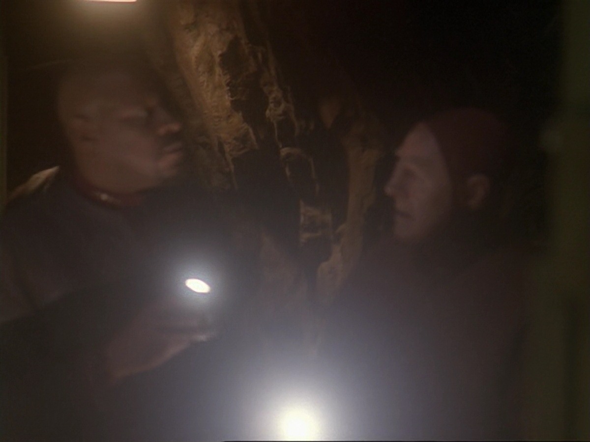 extant_StarTrek_DS9_6x21-TheReckoning_0198.jpg