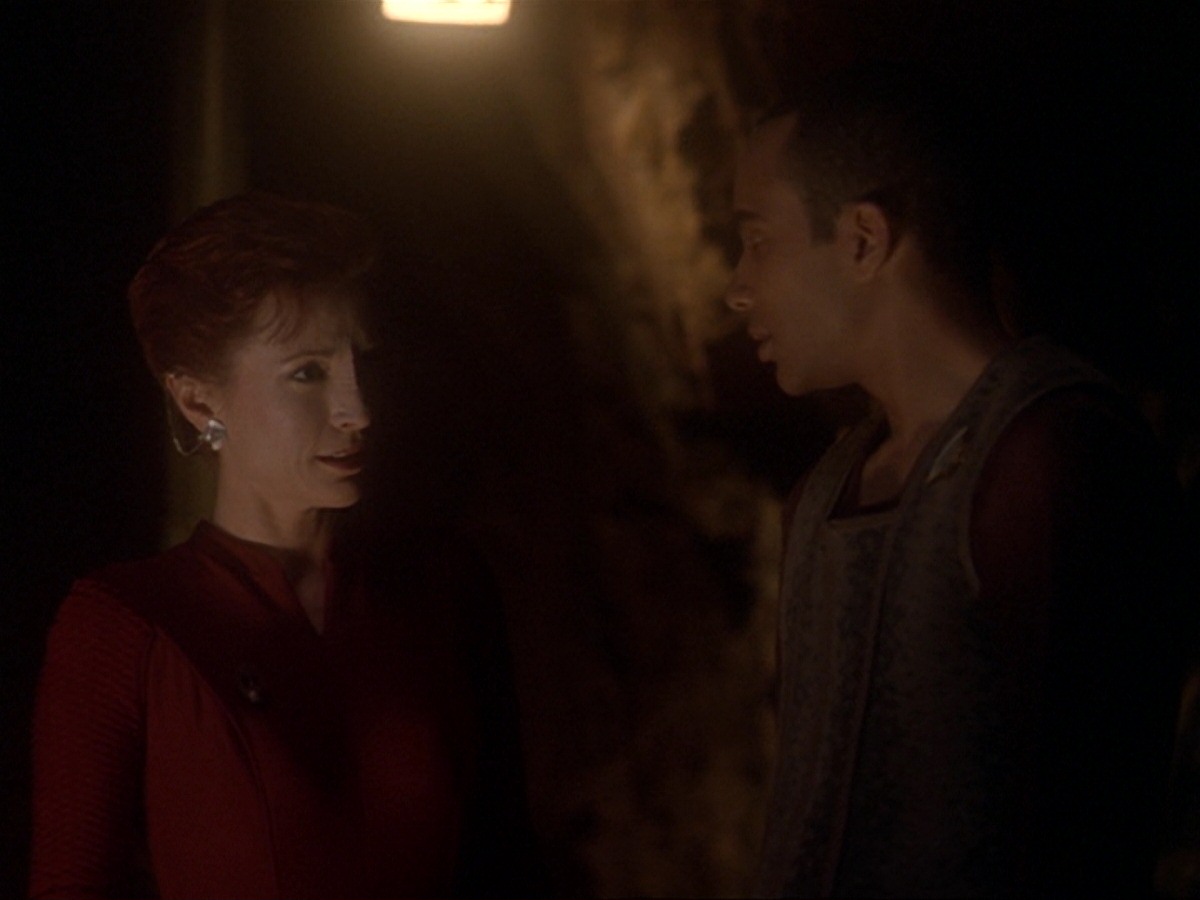 extant_StarTrek_DS9_6x21-TheReckoning_0219.jpg