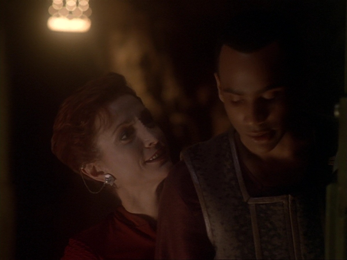 extant_StarTrek_DS9_6x21-TheReckoning_0233.jpg