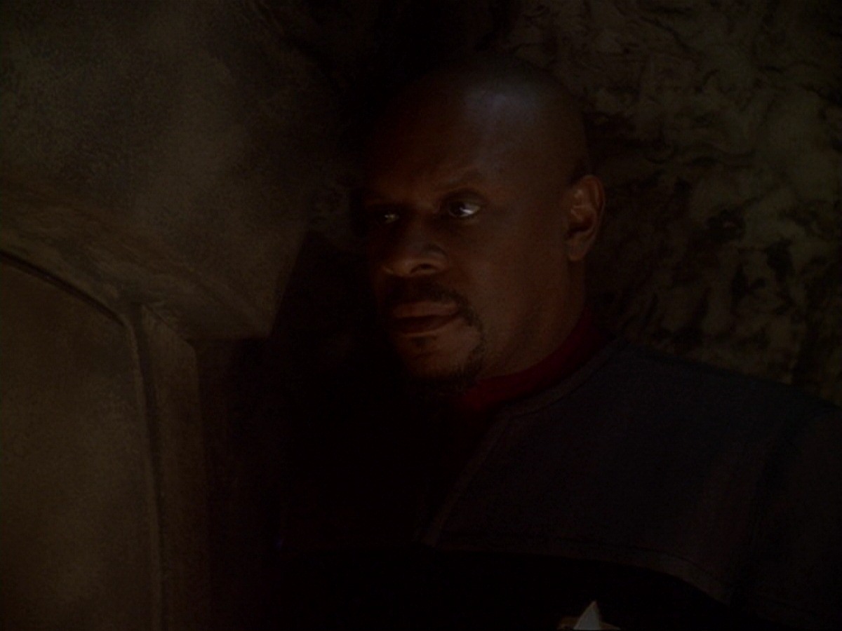 extant_StarTrek_DS9_6x21-TheReckoning_0394.jpg