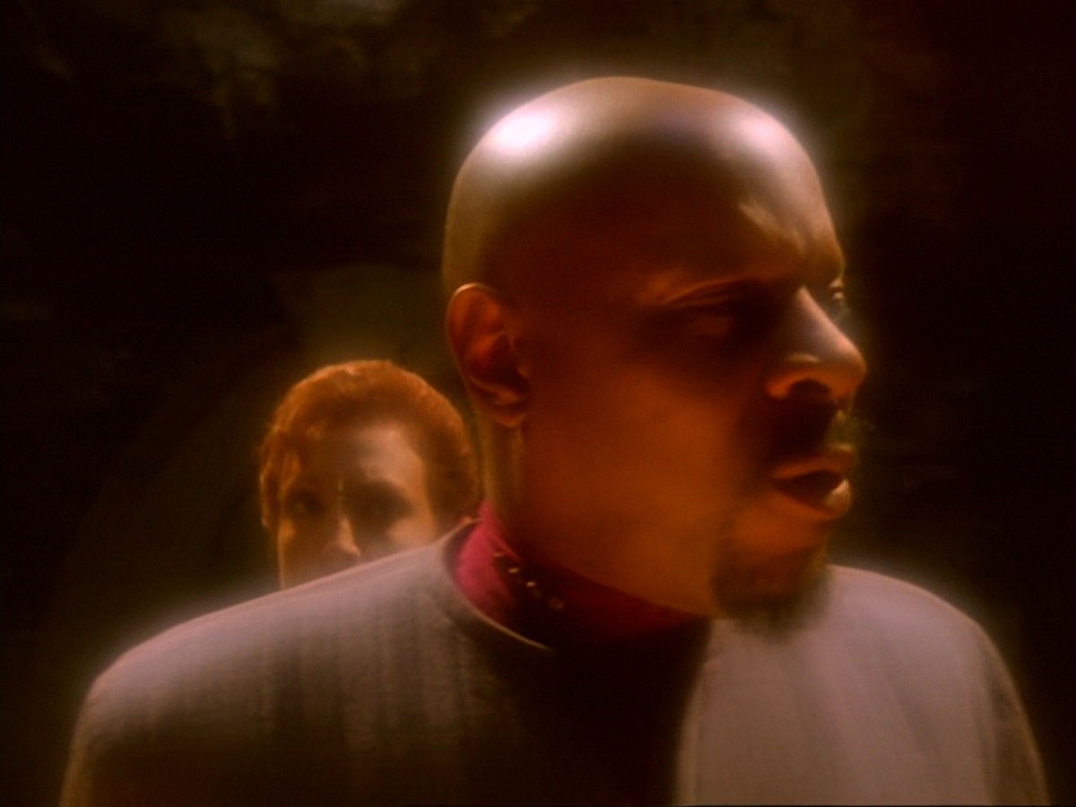 extant_StarTrek_DS9_6x21-TheReckoning_0448.jpg