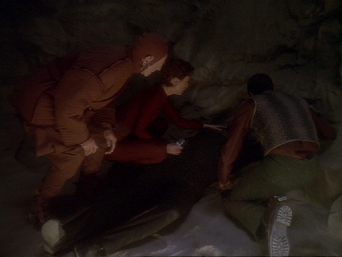 extant_StarTrek_DS9_6x21-TheReckoning_0478.jpg