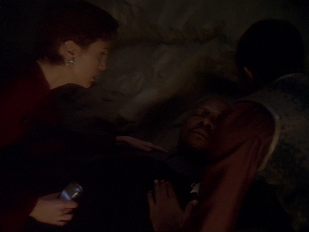 extant_StarTrek_DS9_6x21-TheReckoning_0482.jpg