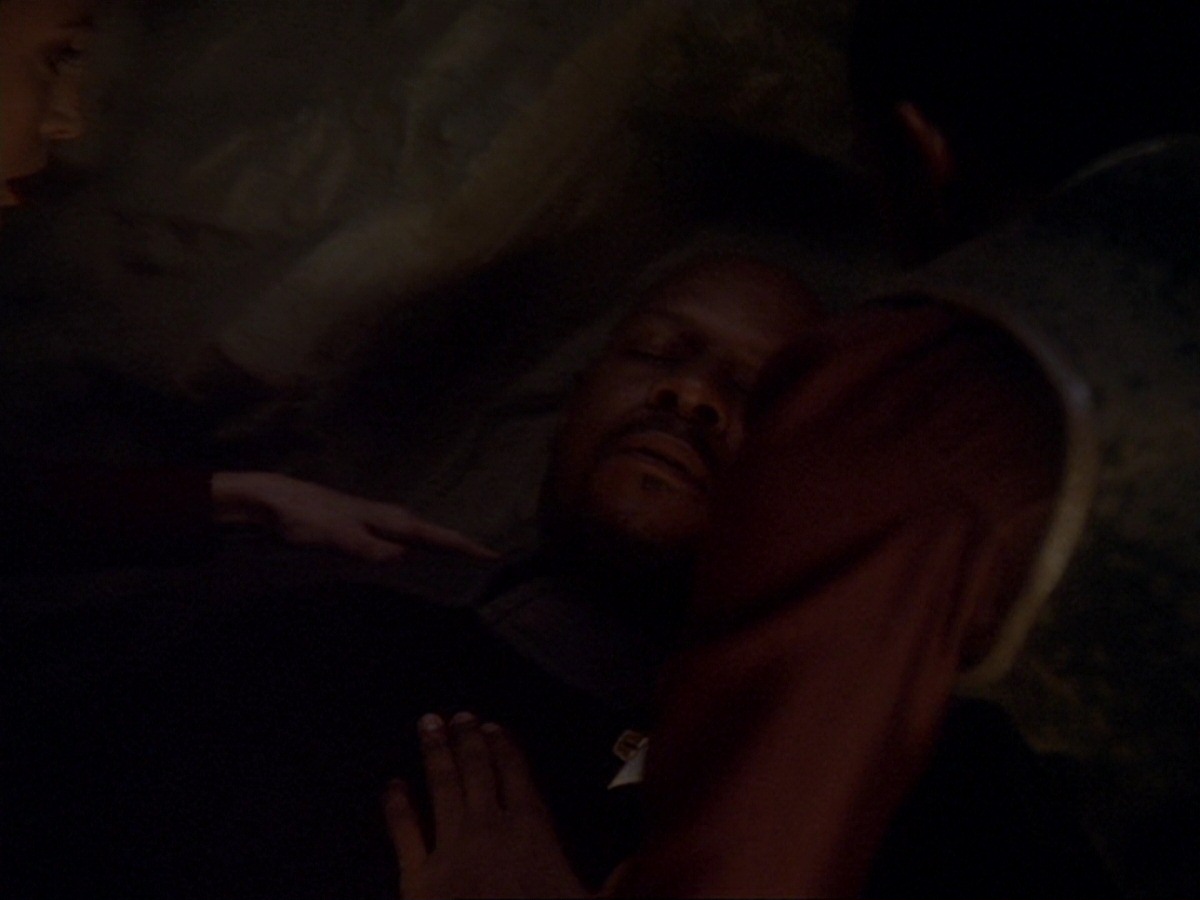 extant_StarTrek_DS9_6x21-TheReckoning_0484.jpg