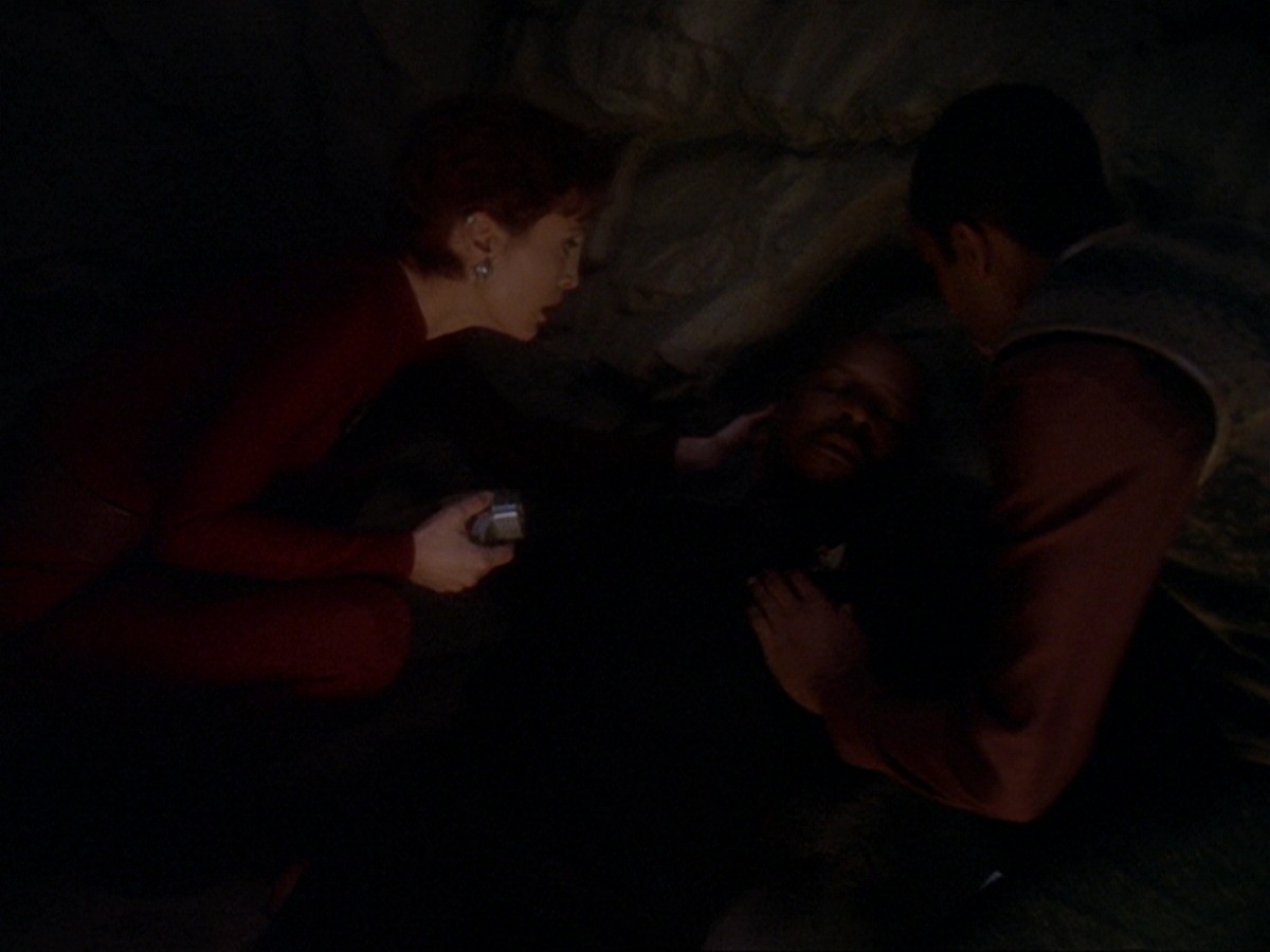 extant_StarTrek_DS9_6x21-TheReckoning_0658.jpg