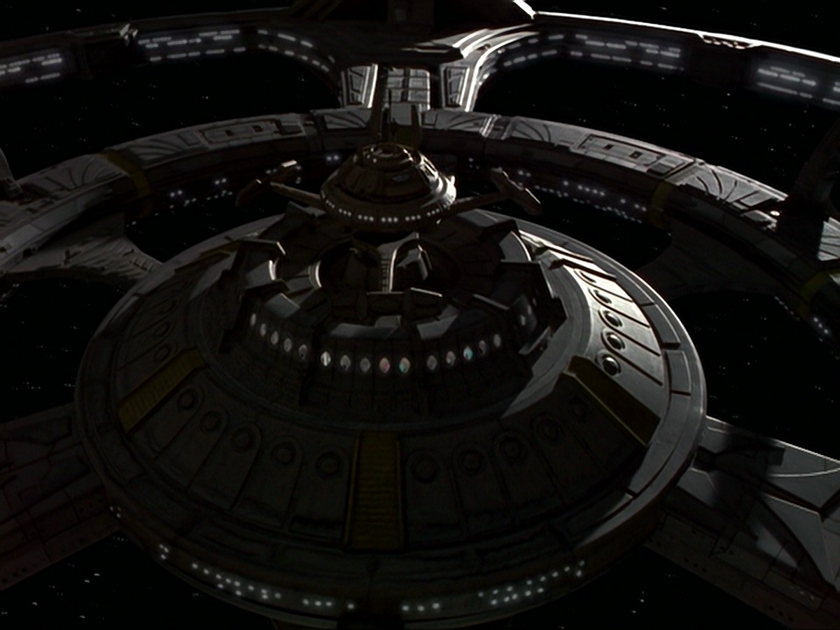 extant_StarTrek_DS9_6x21-TheReckoning_0712.jpg