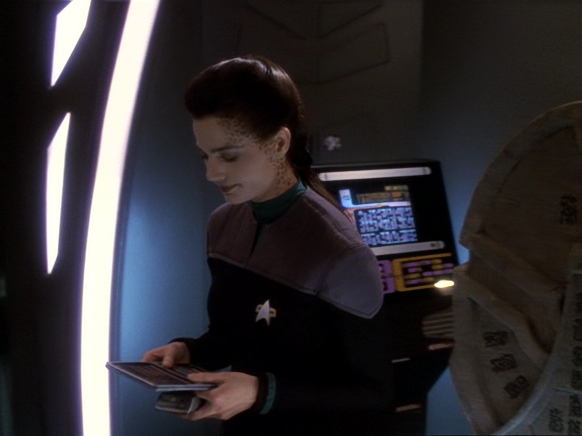 extant_StarTrek_DS9_6x21-TheReckoning_0769.jpg