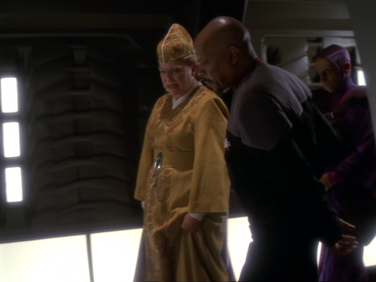extant_StarTrek_DS9_6x21-TheReckoning_0916.jpg