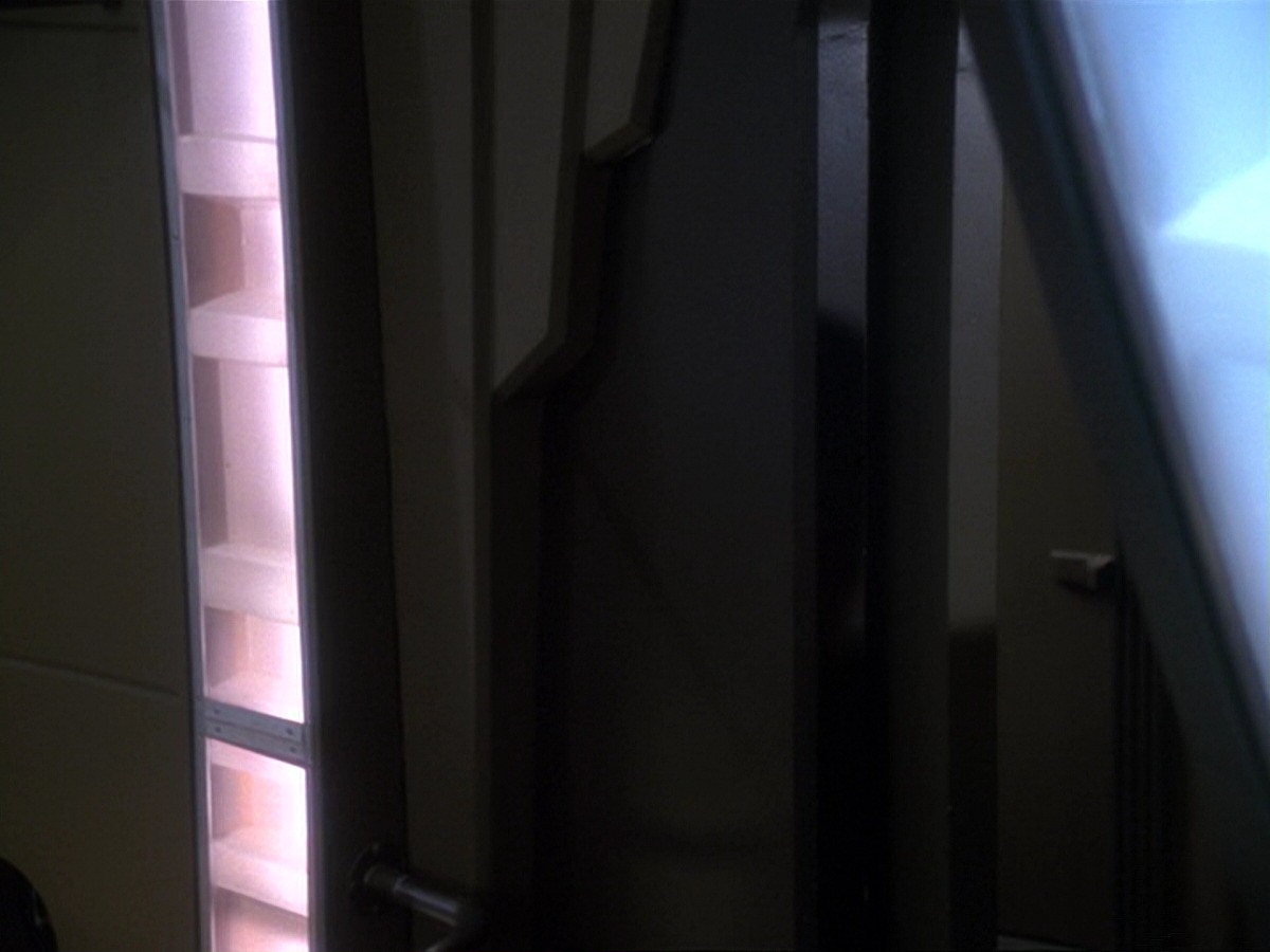 extant_StarTrek_DS9_6x21-TheReckoning_1680.jpg