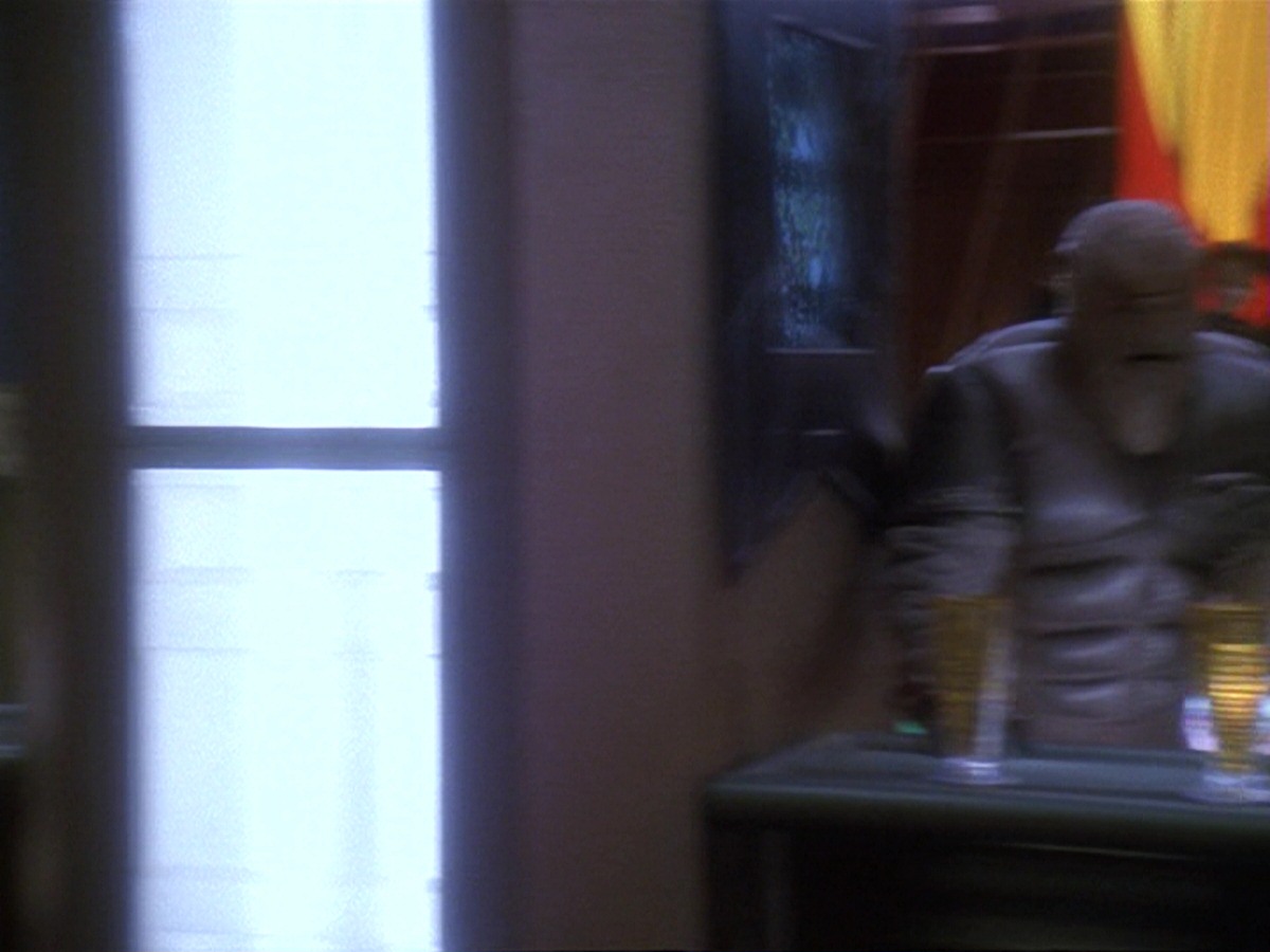 extant_StarTrek_DS9_6x21-TheReckoning_2506.jpg