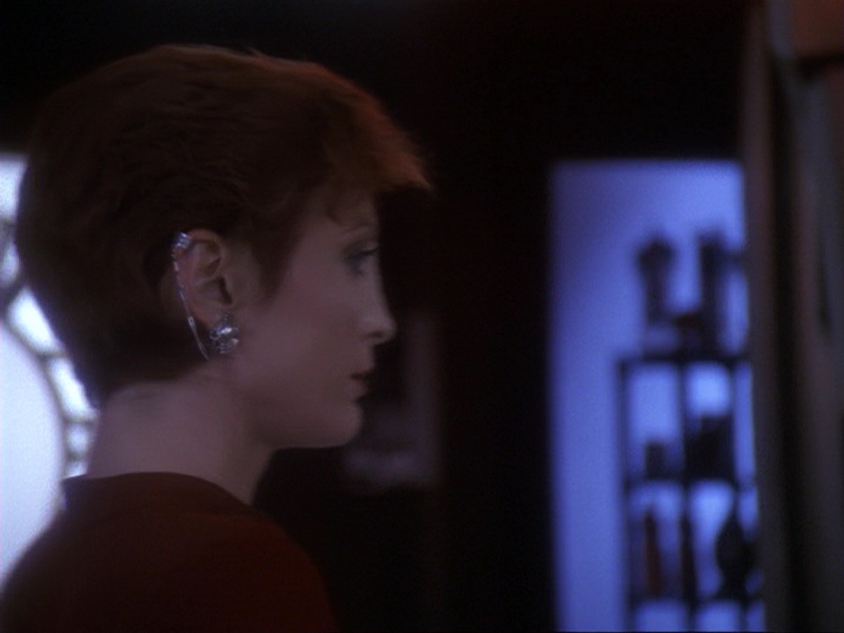 extant_StarTrek_DS9_6x21-TheReckoning_2660.jpg