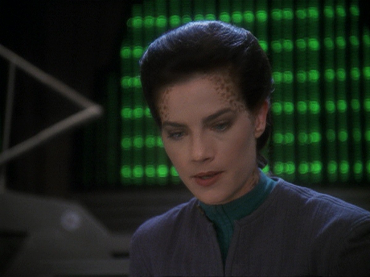extant_StarTrek_DS9_6x21-TheReckoning_2735.jpg