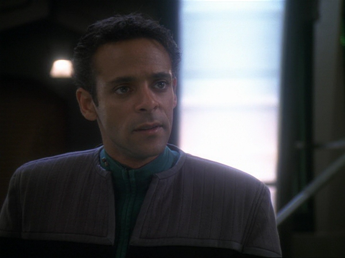 extant_StarTrek_DS9_6x21-TheReckoning_2785.jpg