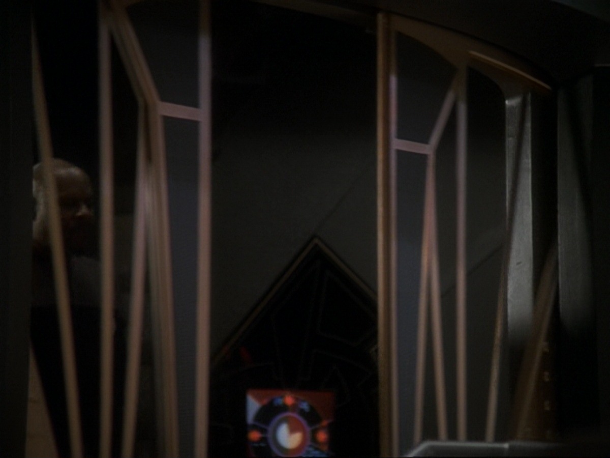 extant_StarTrek_DS9_6x21-TheReckoning_2890.jpg