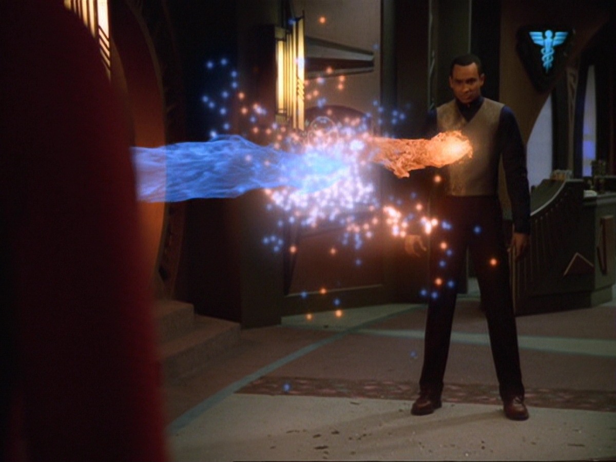 extant_StarTrek_DS9_6x21-TheReckoning_3163.jpg