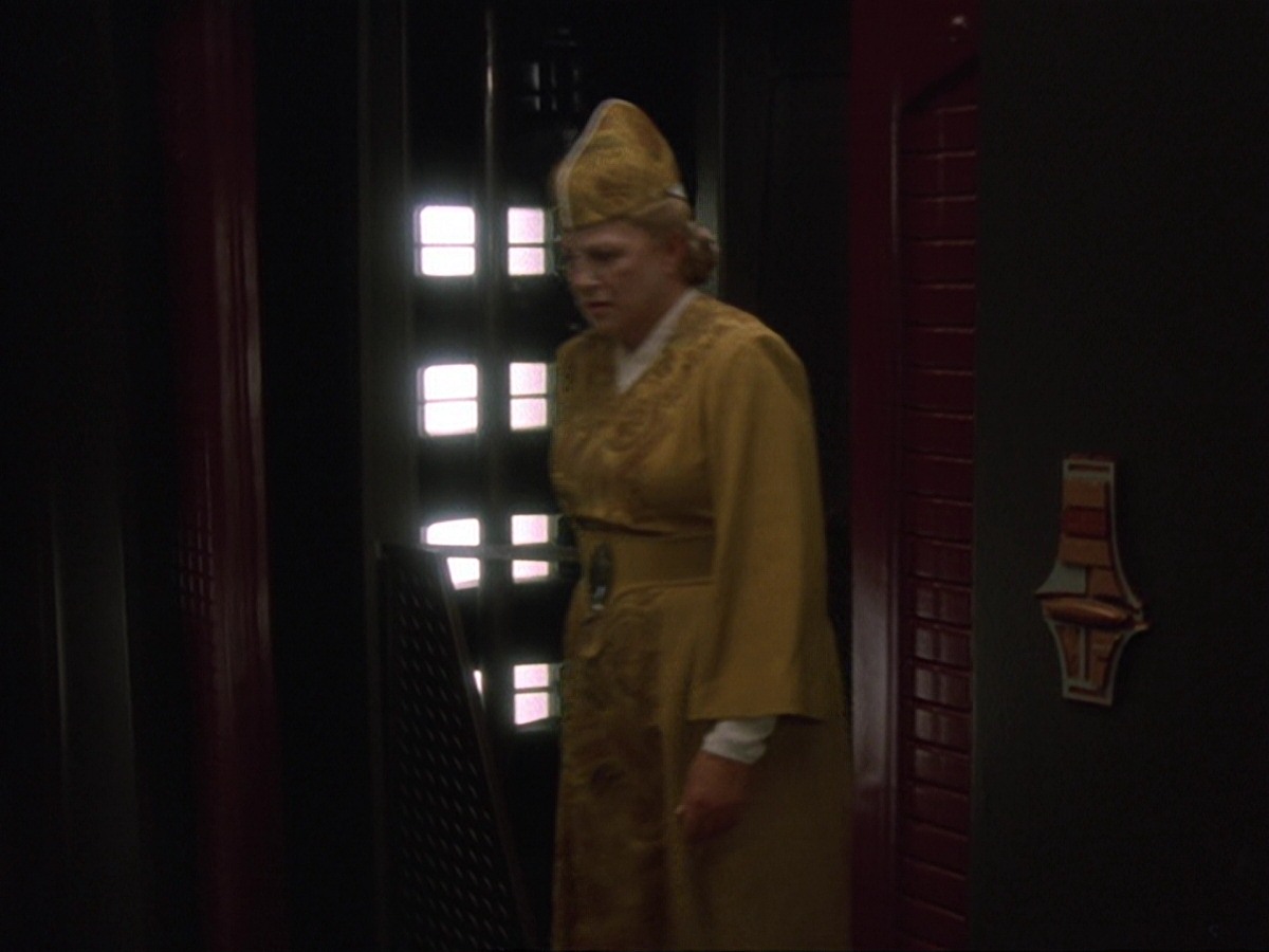 extant_StarTrek_DS9_6x21-TheReckoning_3289.jpg