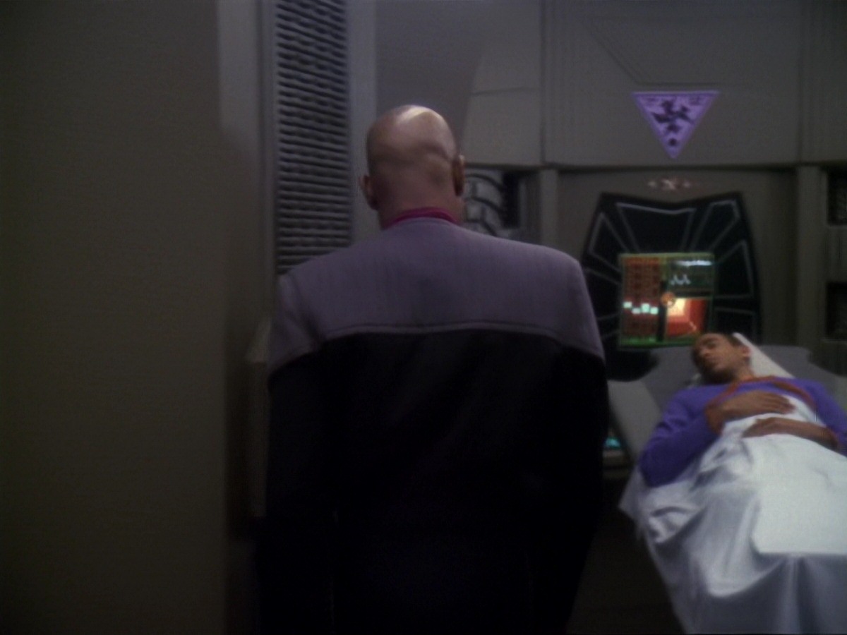 extant_StarTrek_DS9_6x21-TheReckoning_3441.jpg