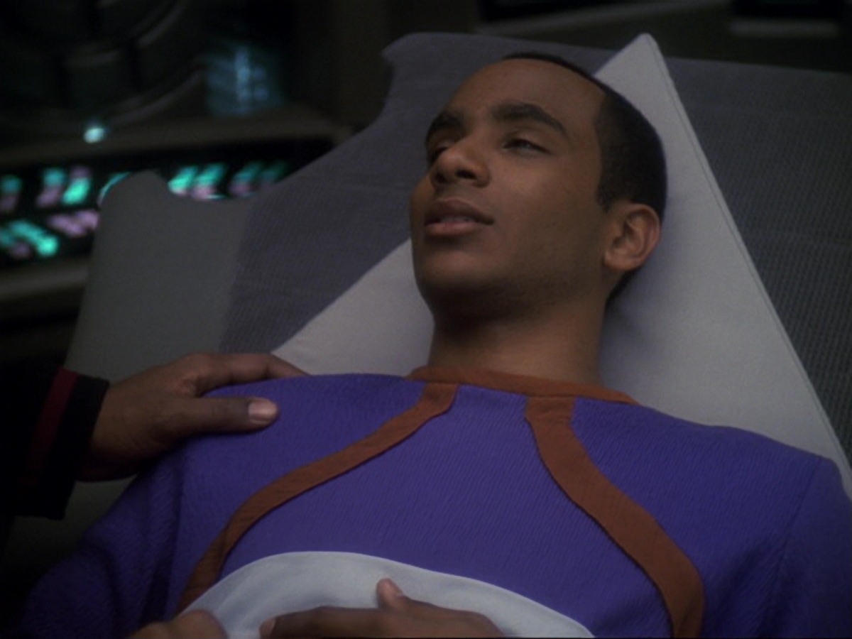 extant_StarTrek_DS9_6x21-TheReckoning_3462.jpg
