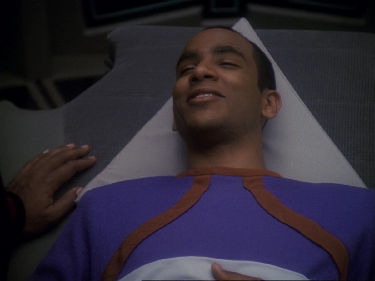 extant_StarTrek_DS9_6x21-TheReckoning_3478.jpg