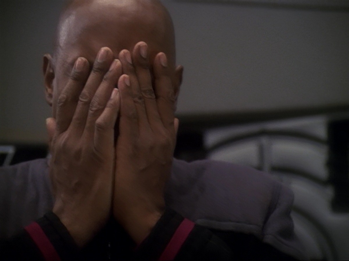 extant_StarTrek_DS9_6x21-TheReckoning_3503.jpg