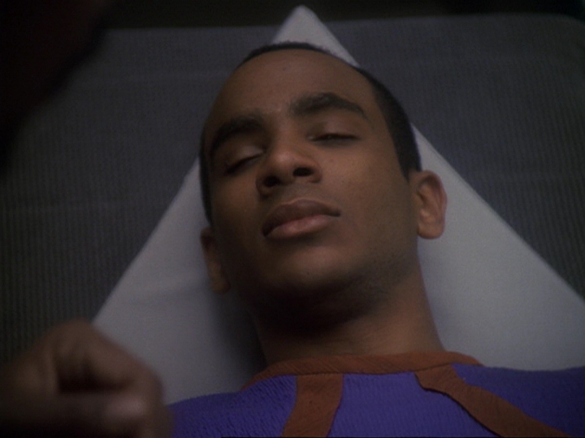 extant_StarTrek_DS9_6x21-TheReckoning_3527.jpg