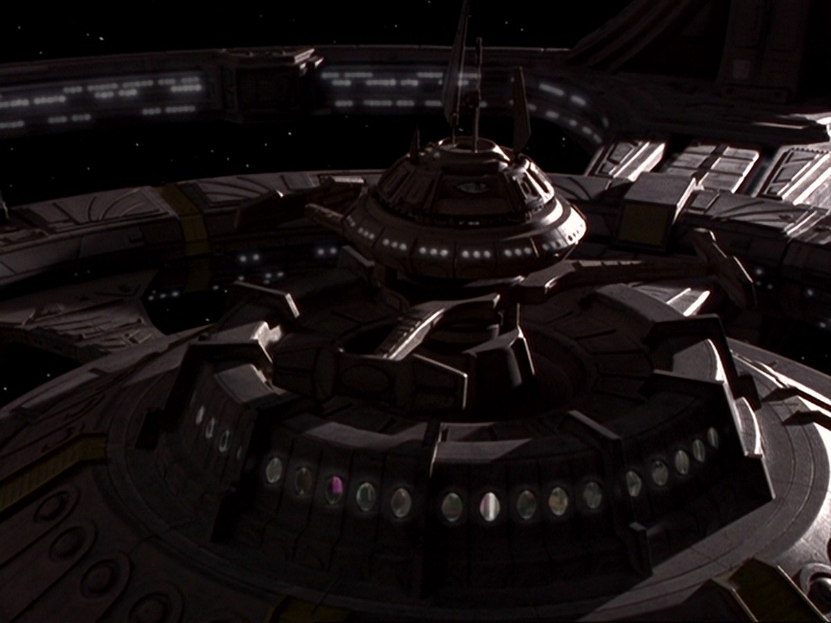 extant_StarTrek_DS9_6x21-TheReckoning_3752.jpg