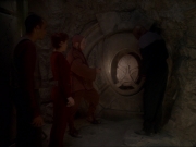 Filename=extant_StarTrek_DS9_6x21-TheReckoning_0330.jpg
Filesize=120KiB
Dimensions=1200x900
Date added=Jan 13, 2020 extant_StarTrek_DS9_6x21-TheReckoning_0330.jpg