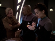 extant_StarTrek_DS9_6x21-TheReckoning_2242.jpg