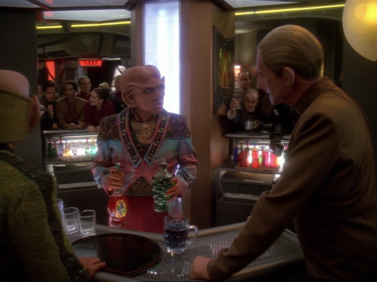extant_StarTrek_DS9_6x22-Valiant_0054.jpg