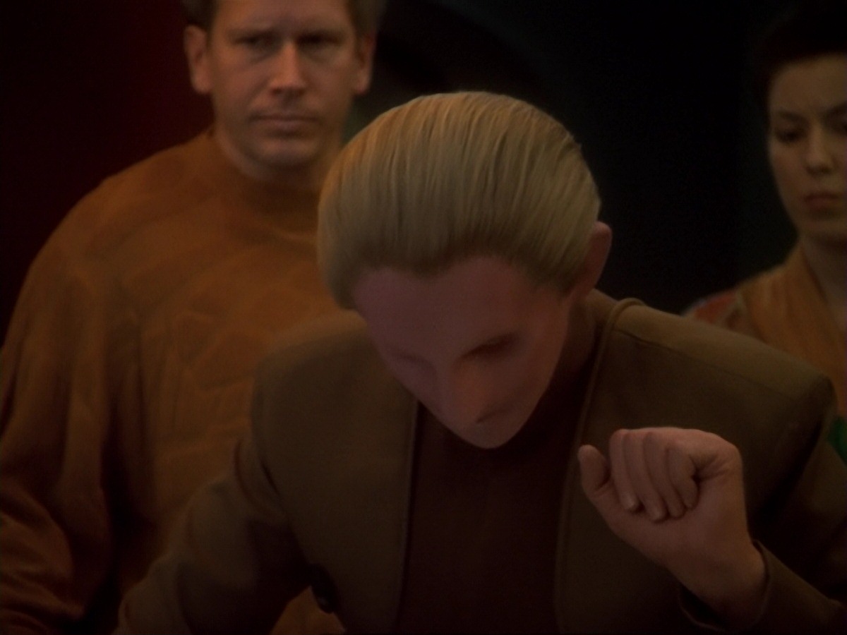 extant_StarTrek_DS9_6x22-Valiant_0197.jpg