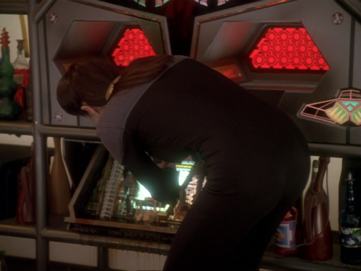 extant_StarTrek_DS9_6x22-Valiant_0217.jpg
