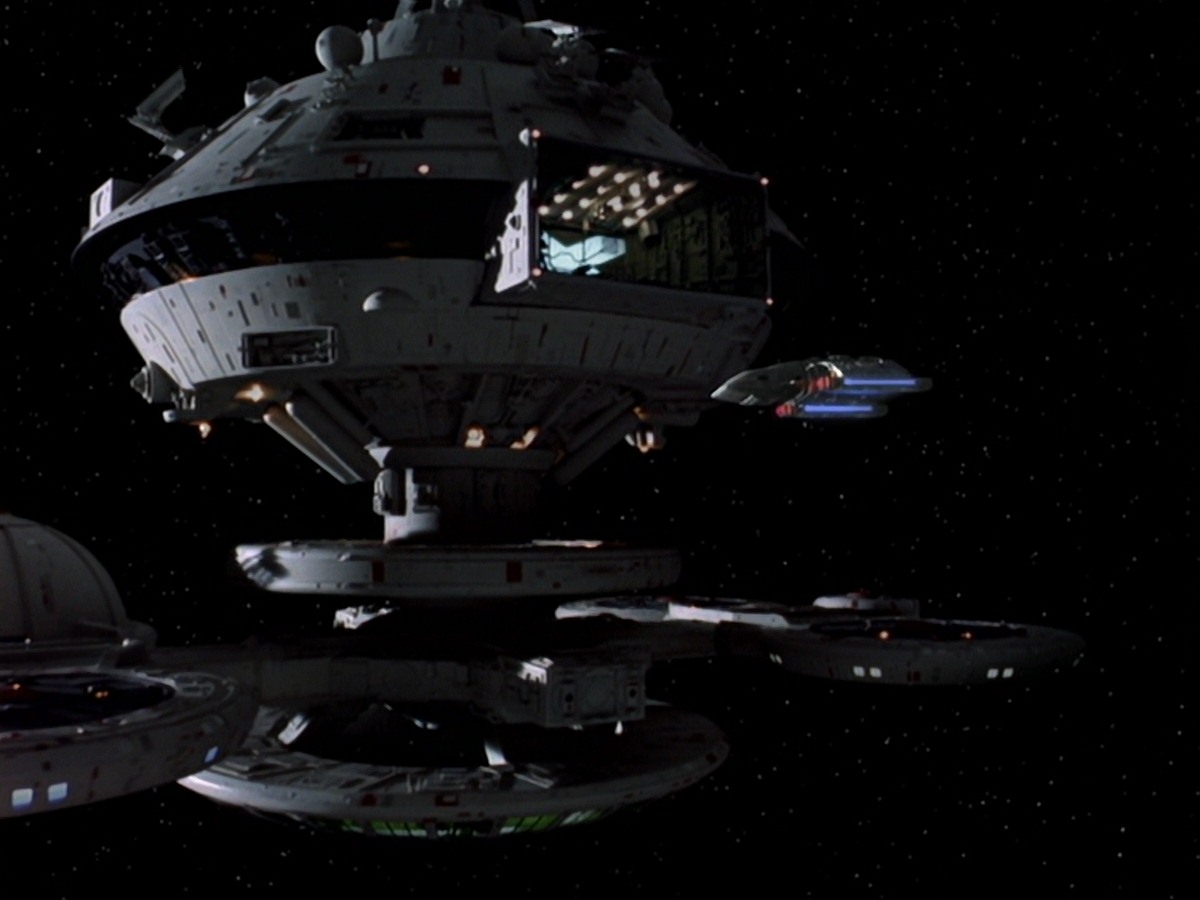 extant_StarTrek_DS9_6x22-Valiant_0231.jpg