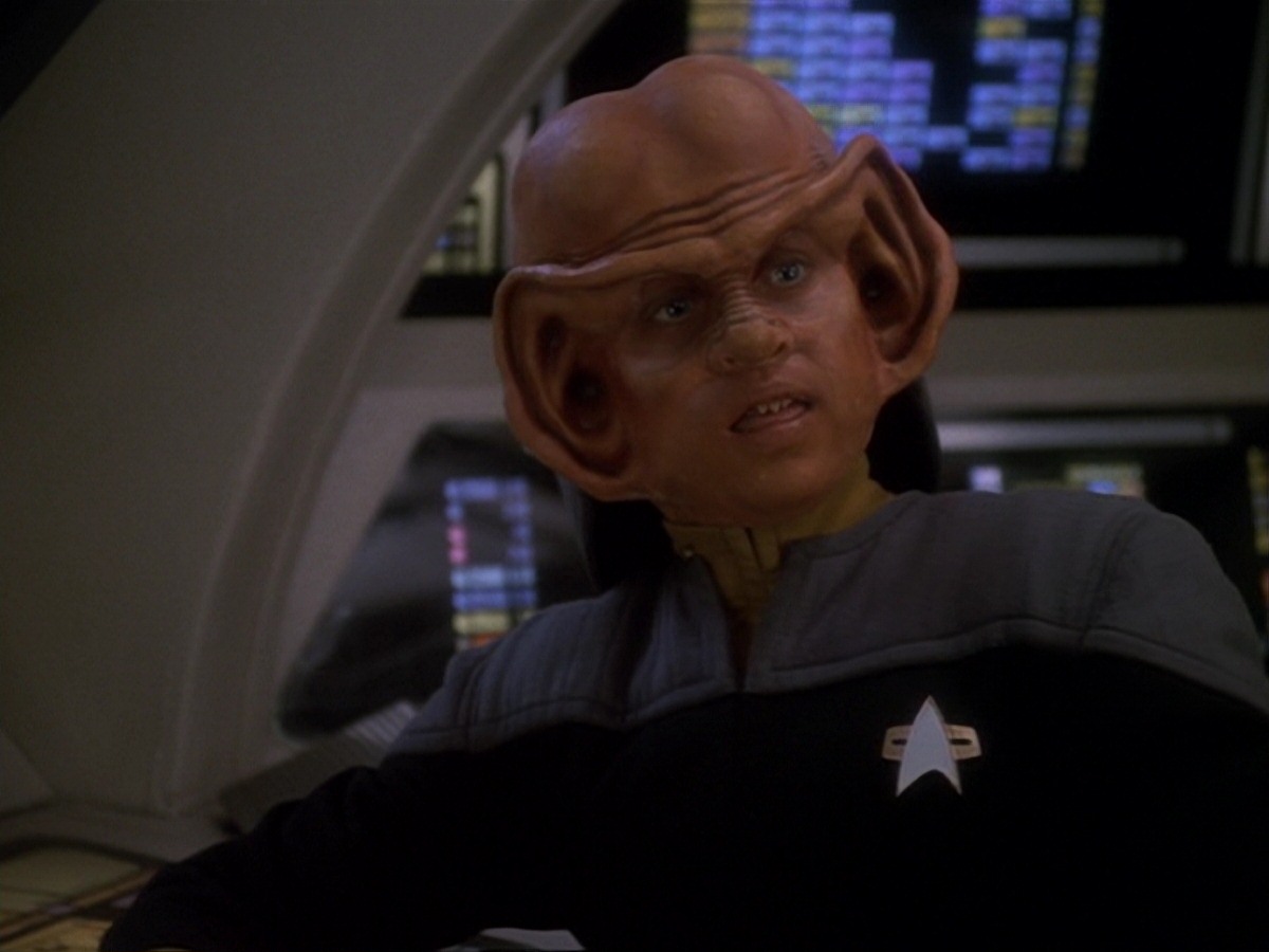extant_StarTrek_DS9_6x22-Valiant_0360.jpg