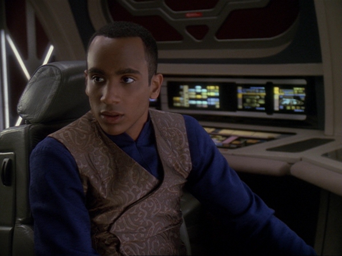extant_StarTrek_DS9_6x22-Valiant_0370.jpg